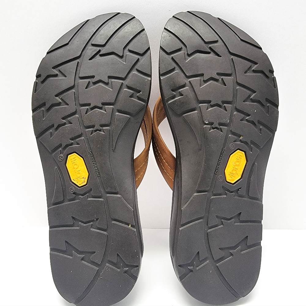 Chaco Vibram Women Sz.6 Brown Vegan Leather Thong Flip Flop Sandals - Picture 6 of 8